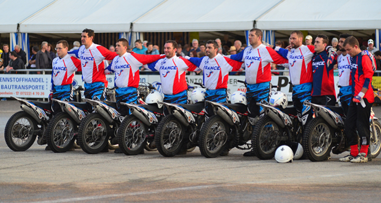 Vokkero équipe les arbitres de la Fédération Française de motocyclisme